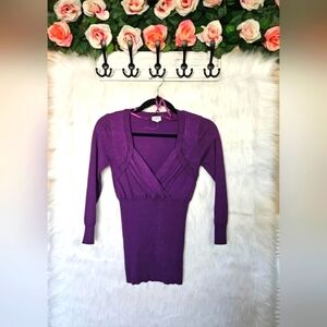 Suzy Shier Classic Bodycon Long Sleeve Ribbed Top (NWOT)